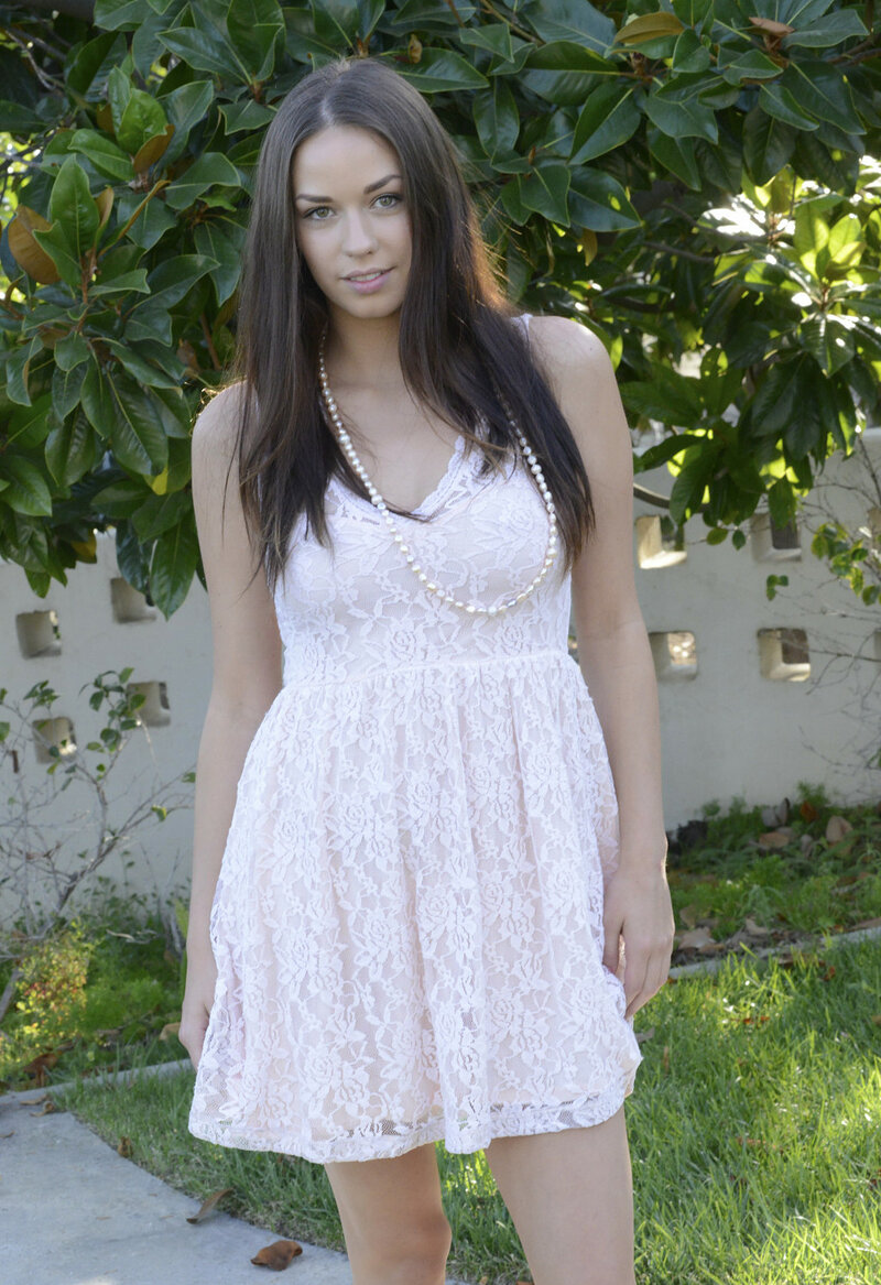 Чарлиз, 40 лет, 1 размер груди